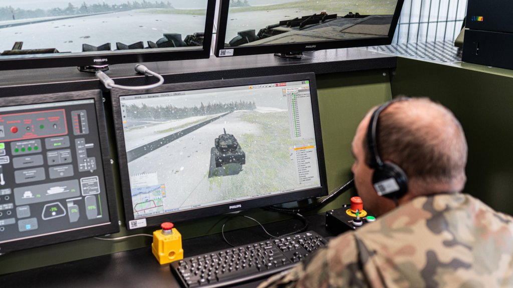 Leopard Tank Driving Simulators