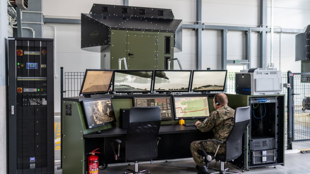 Leopard Tank Driving Simulators